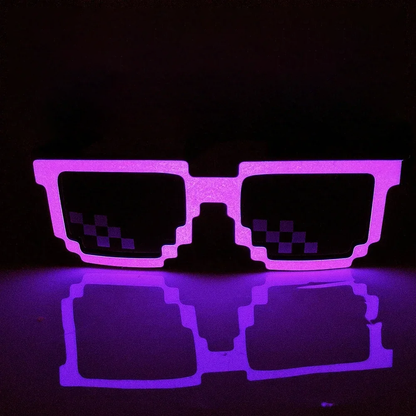 Picneted Pixeled Glasses